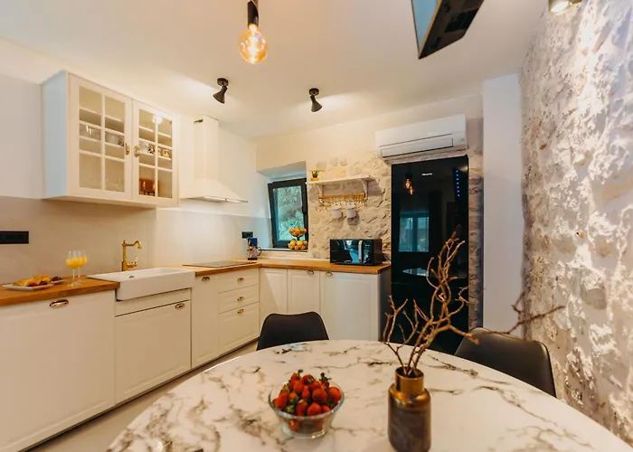 Tramontana Iz Lägenhet Veli Iž