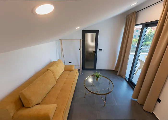 Tramontana Iz Apartment *