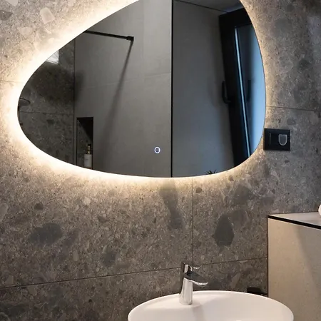 Tramontana Iz *