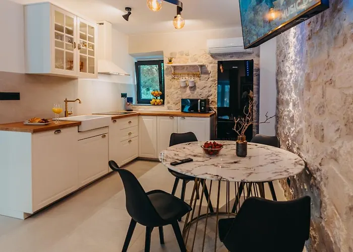 Tramontana Iz Apartment Veli Iž